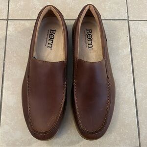 Born Men’s Shoes Size 10M